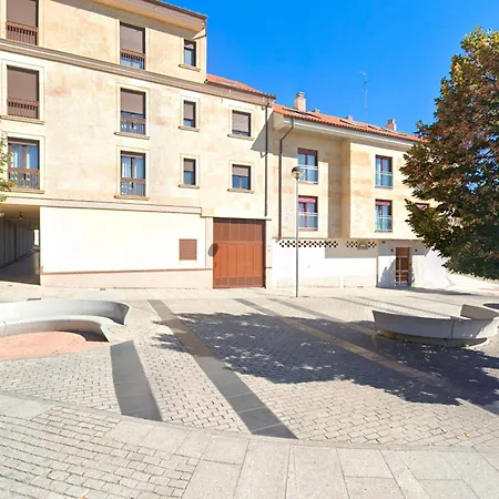 Vut Plaza Fontana Апартаменты