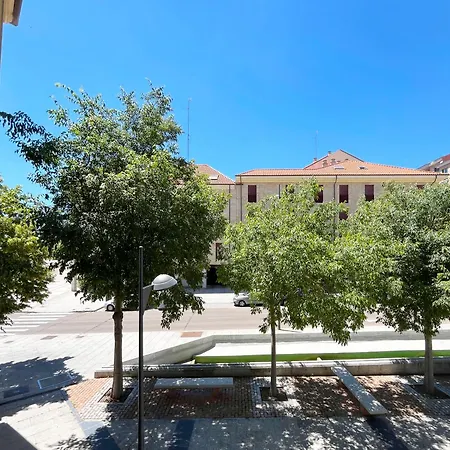 Vut Plaza Fontana Саламанка